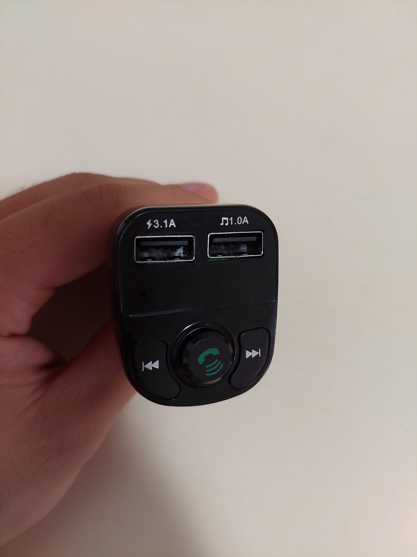 Bluetooth FM transmiter Mp3 za auto