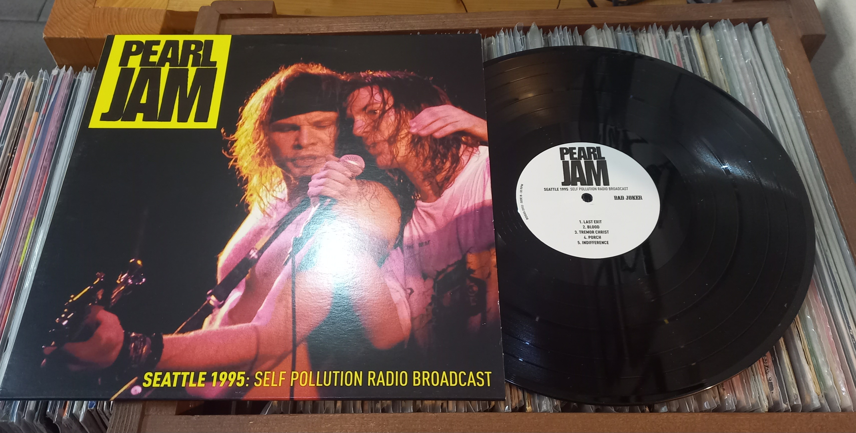 Pearl Jam – Seattle 1995 Self Pollution Radio