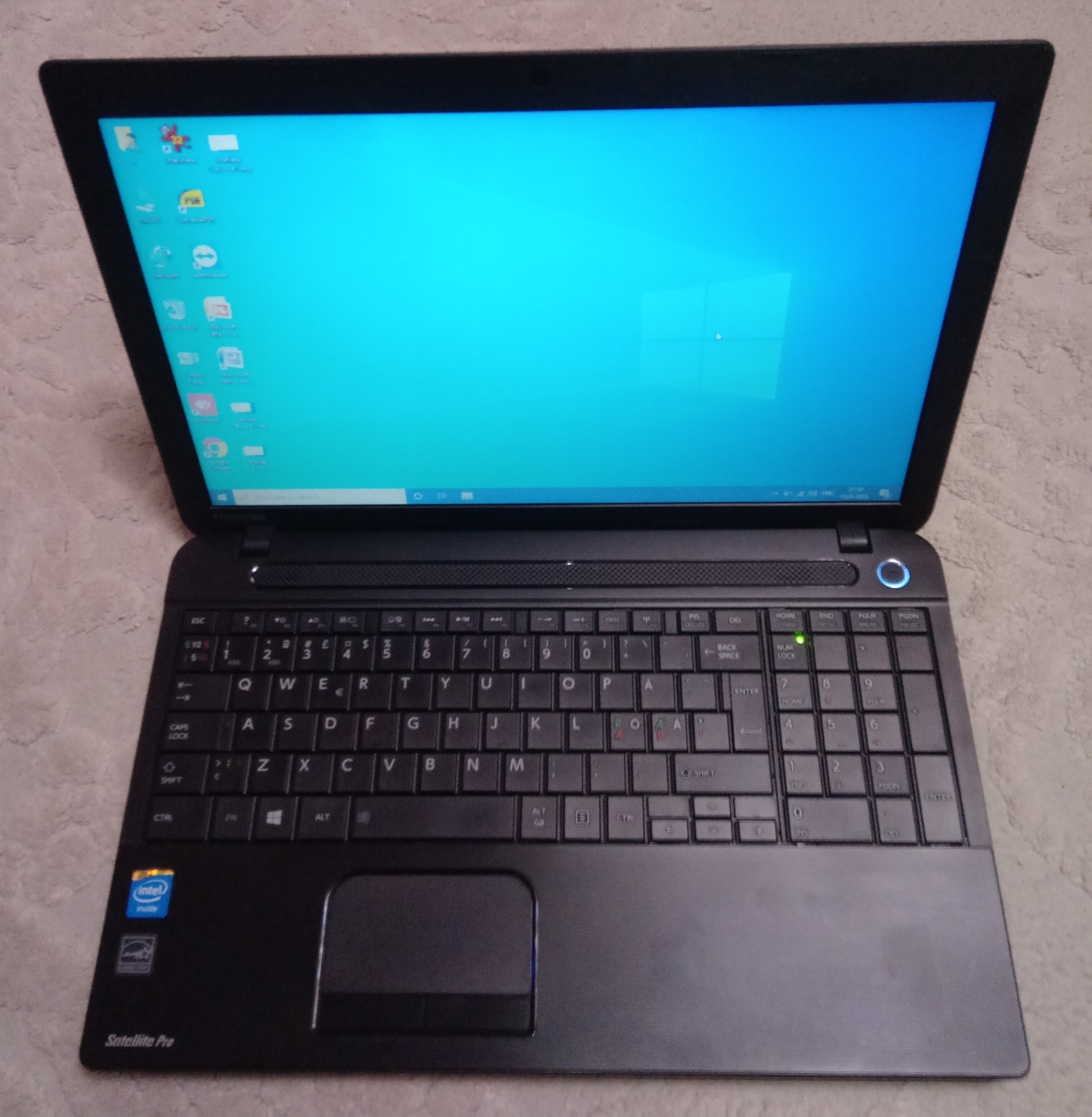 Laptop Toshiba C50-A #1/1005M Dual/4gb ddr3/ssd/bat 4h