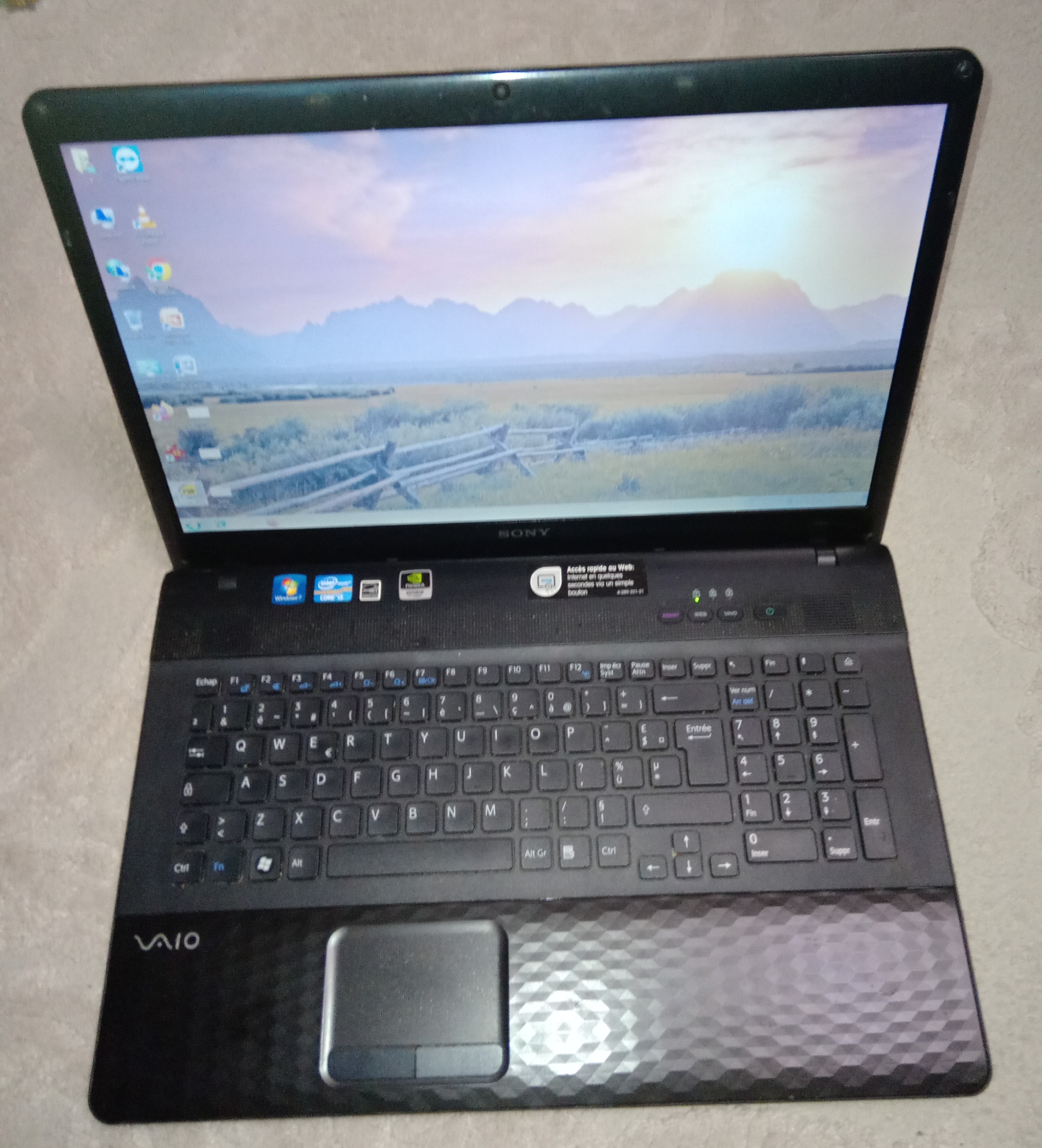 Laptop Sony PCG-91211M/i3-2310/4gb ddr3/bat 2h