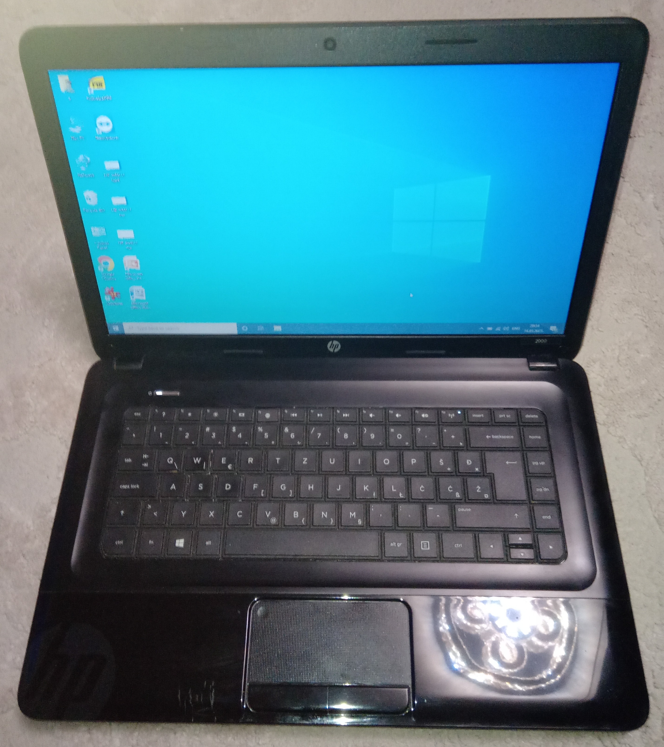 Laptop HP 2000/i7-3632QM/8gb ddr3/240gb ssd/bat 90min
