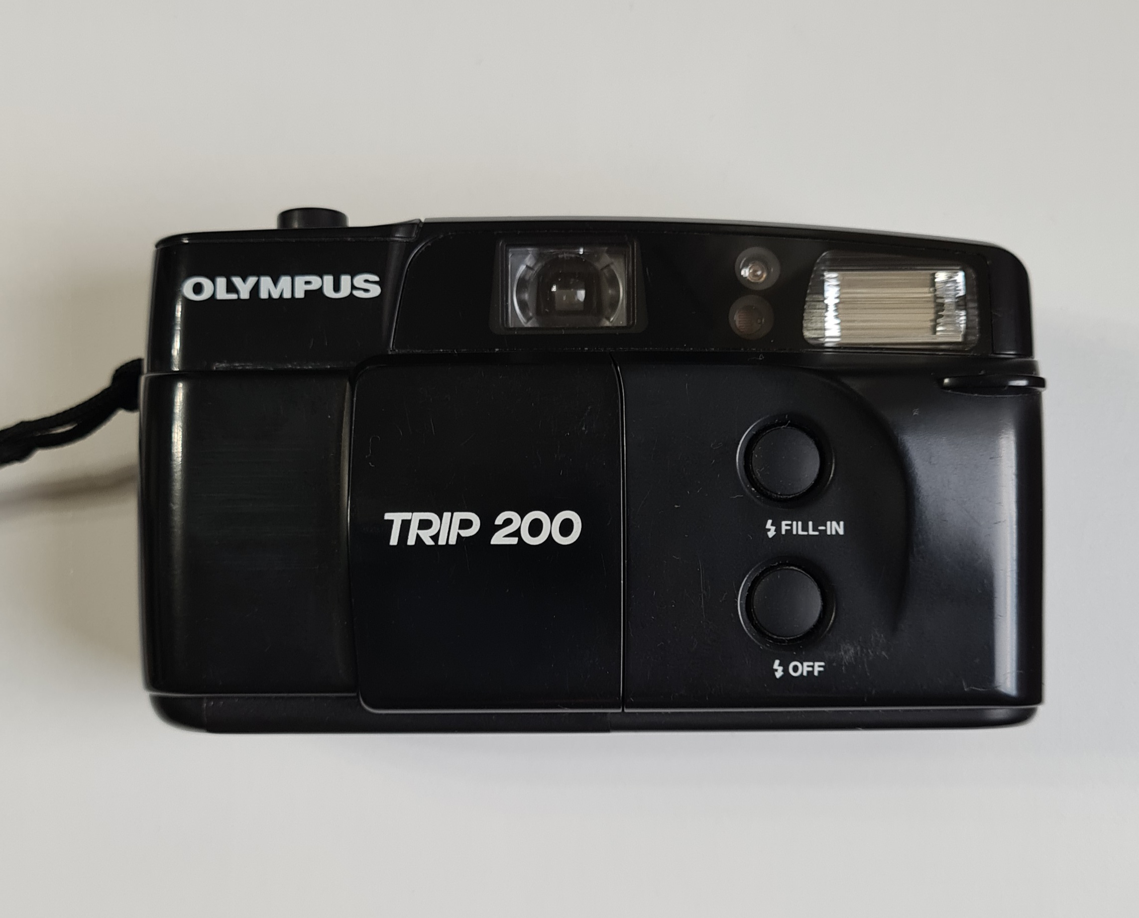 Olympus TRIP 200