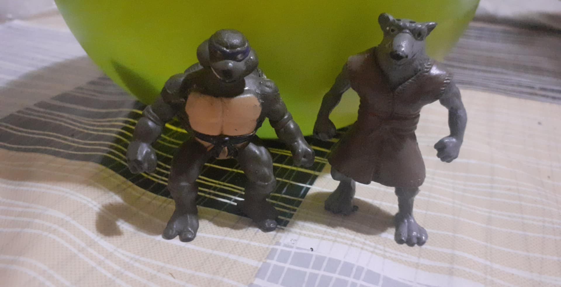 Dve figurice TMNT