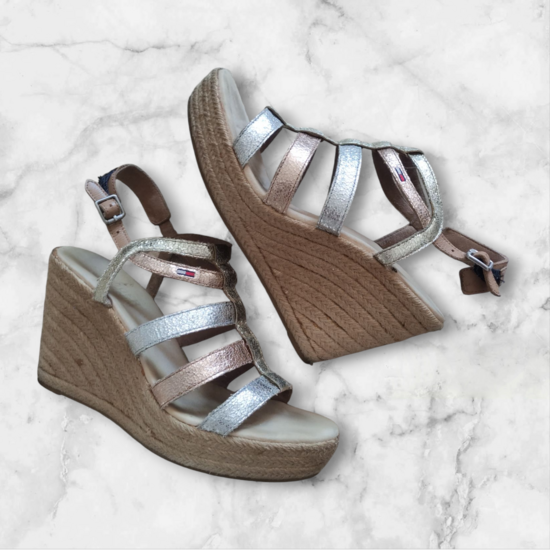 Tommy Hilfiger sandale 39
