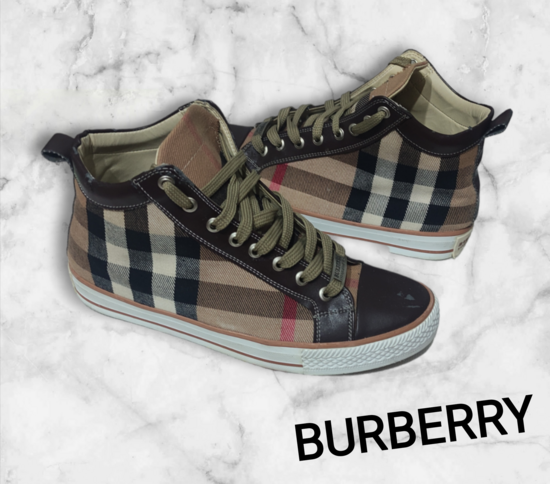 BURBERRY patike 39