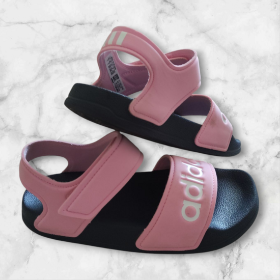 Adidas sandale 33