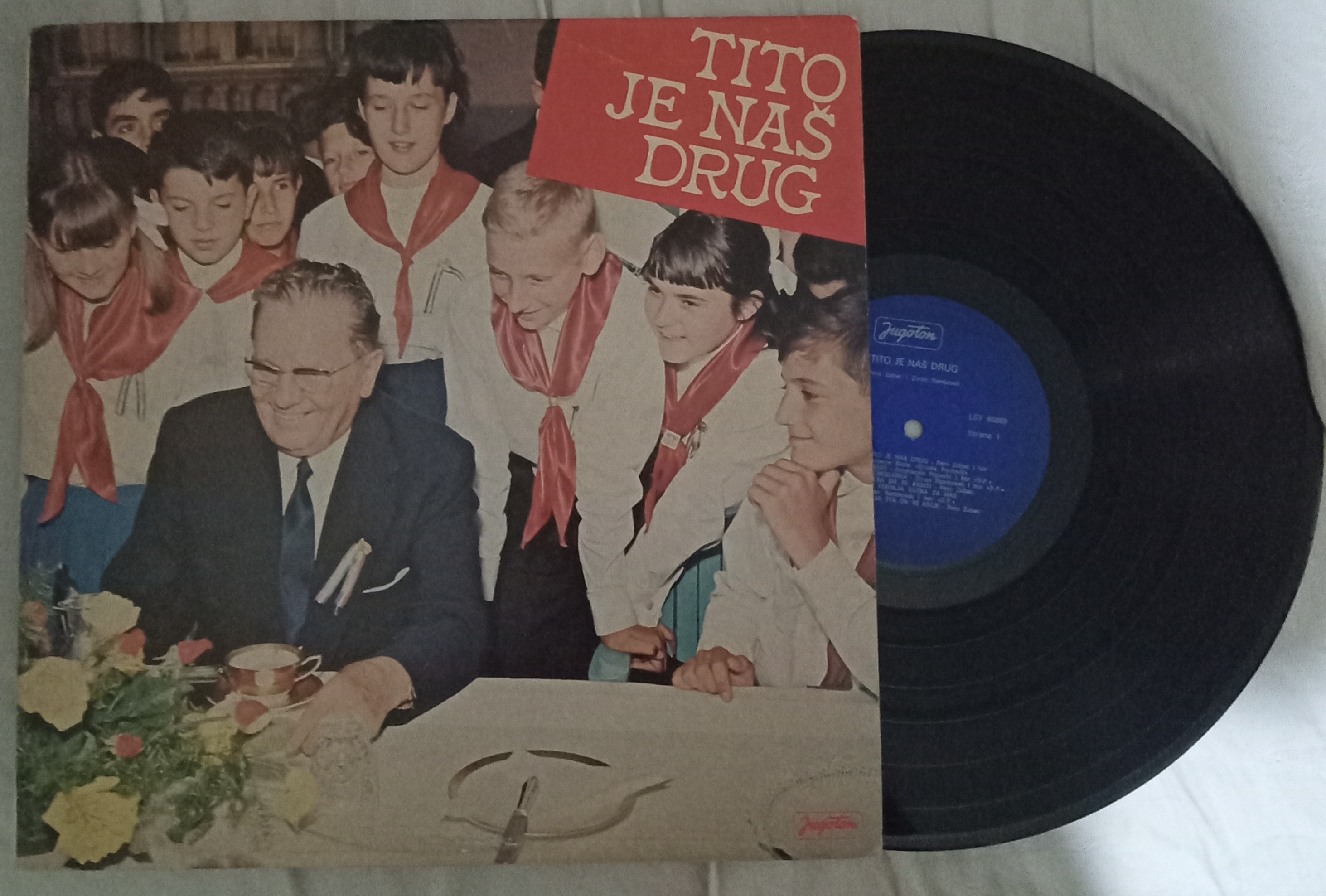 Tito Je Naŝ Drug (Pero Zubac)